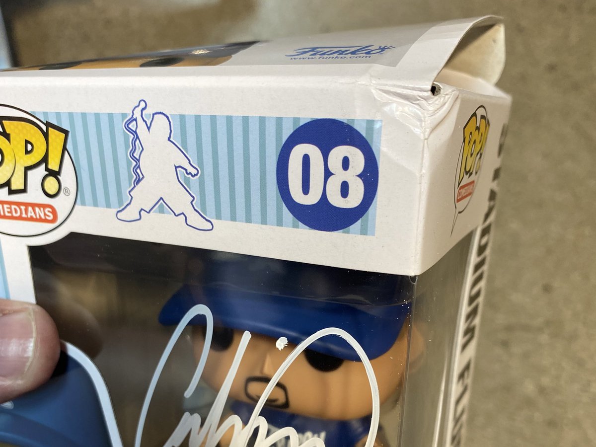 I have a damaged signed FUNKO POP. Does anyone want it? If YES just tweet “I want that busted #FluffyFunko POP” for ur chance to WIN it. (Signed stadium fluffy pops begin shipping next Friday)