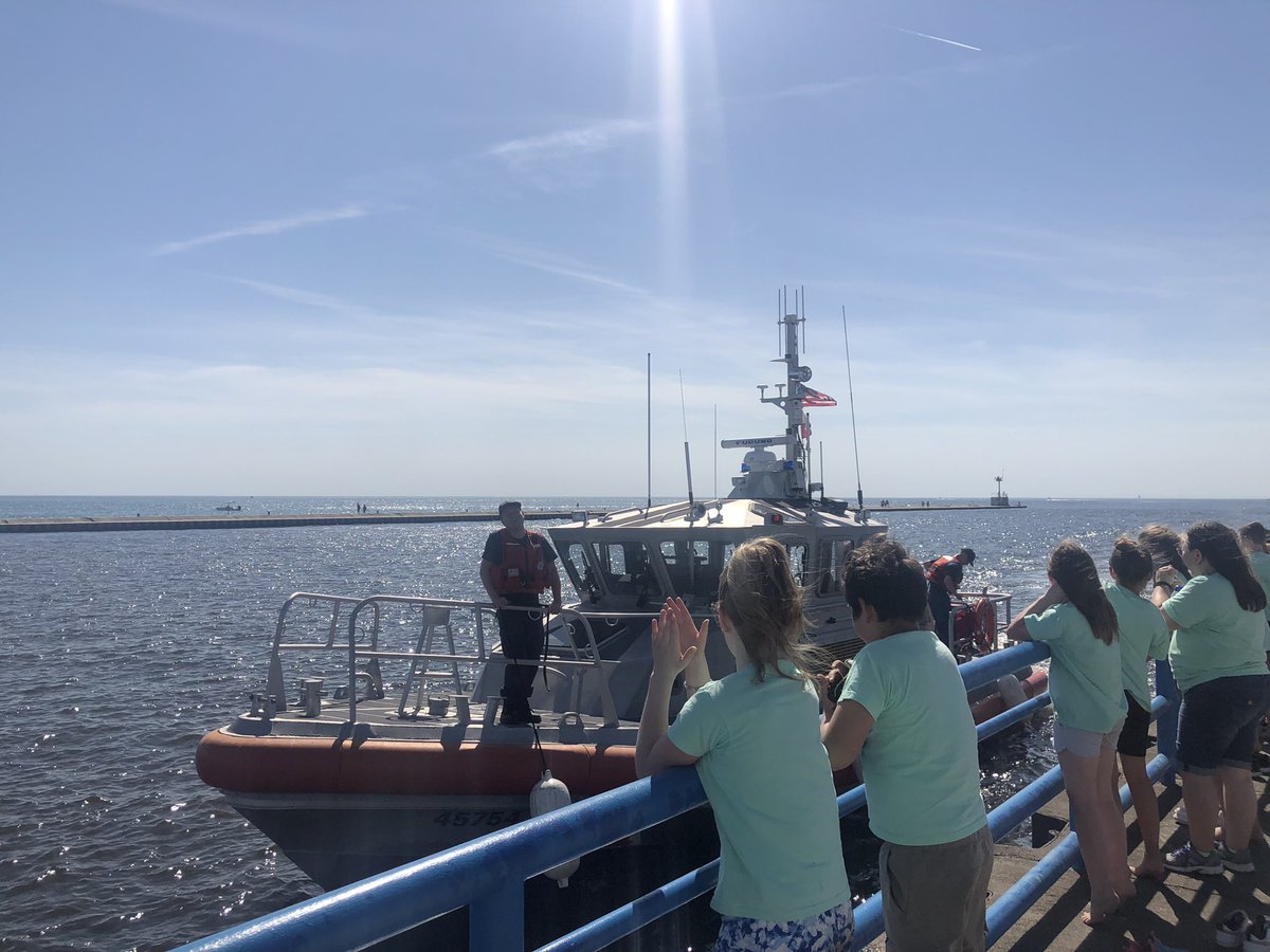 Mrs. King tweet media