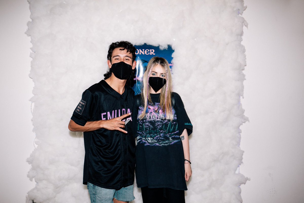 eboywooke's tweet photo. Love you mom 💜 @awonderland https://t.co/Dqro0GiP1F
