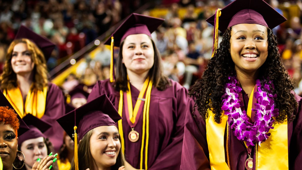 ASUNewCollege's tweet photo. Cheers to all our #ASUNewCollege grads who crossed the stage yesterday! You did it! #ASUGrad #ASUWestGrad ππ https://t.co/rH0fUTW8CC