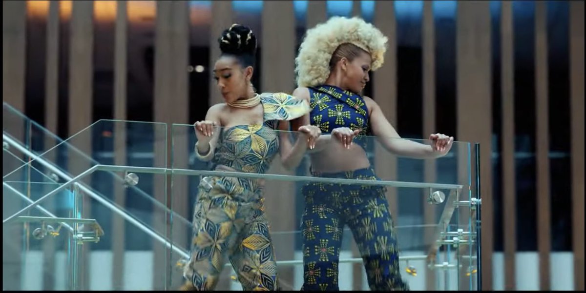 Elyce_Angel's tweet photo. Kira and Liv’s sisterhood was so great to witness. It was great to see them helping each other out than being at odds. @isthiswallee and I loved this scene and see why Robyn did too. #Sneakerella https://t.co/82zcJ7Jmnj