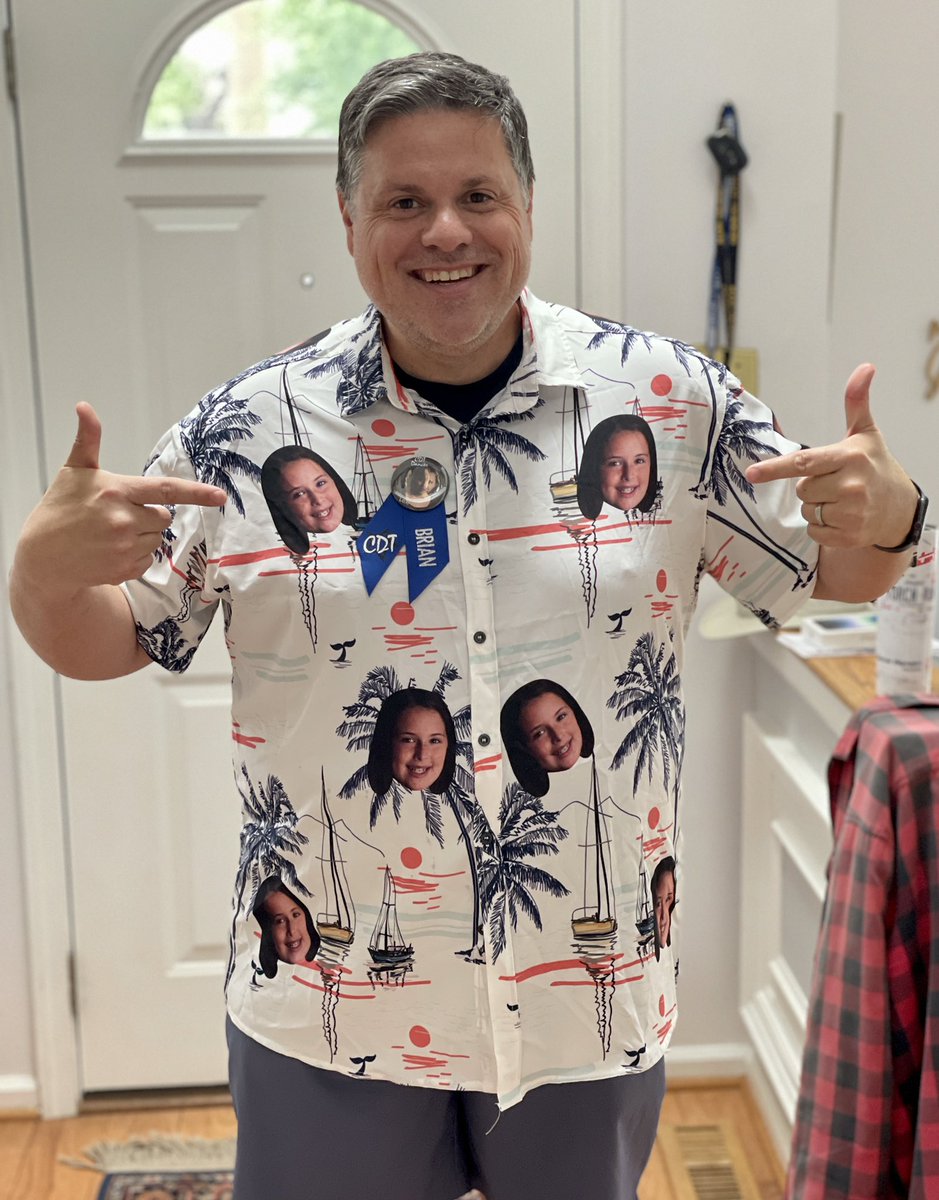 Brian7NewsDC's tweet image. It’s Lexi’s last competition of the season, so we had to pull out all The stops. Tony won’t even sit with me. 🤣 @dancewithcda #cdtrocks