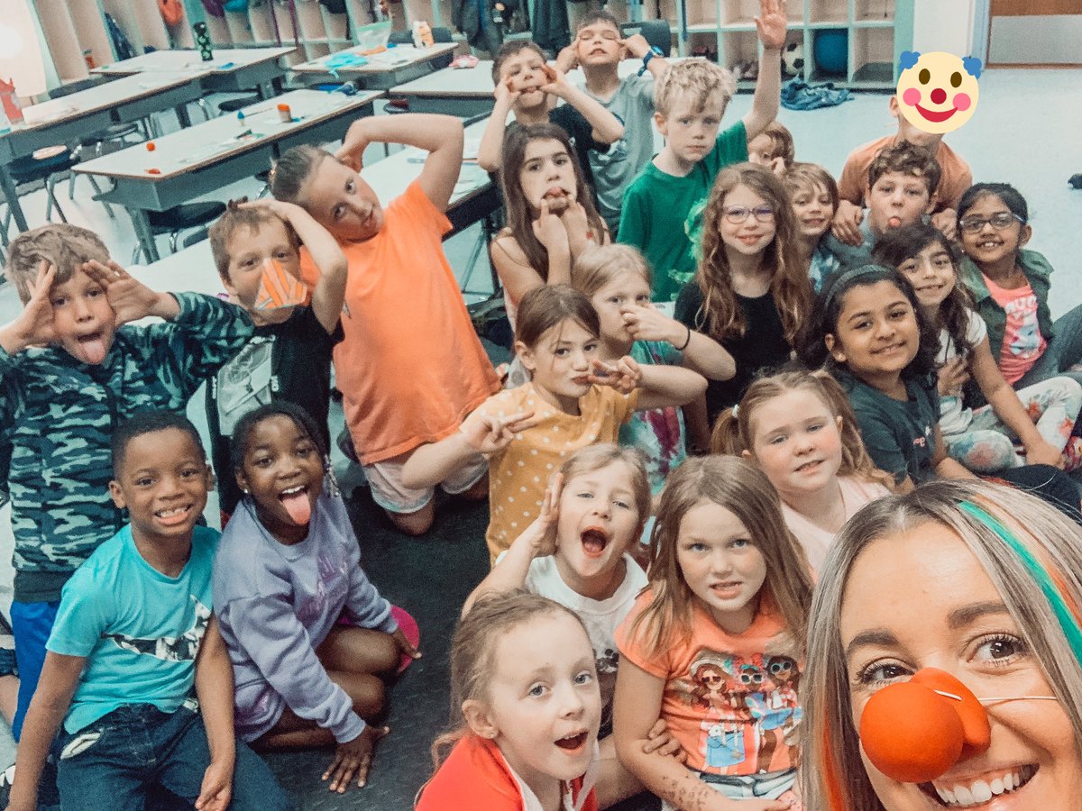 MsGraham_LME's tweet photo. We had SO much fun for Circus Day in First Grade today 🤡🥰 #LMEmagic https://t.co/BxpsGle1zT