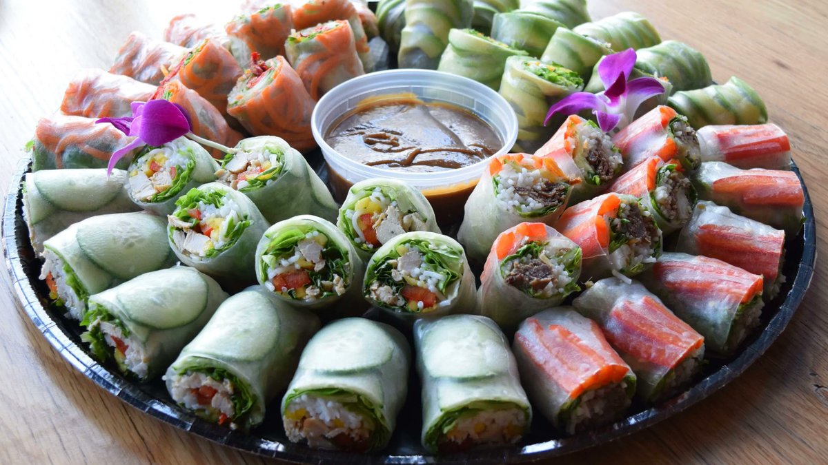 EatBamboozle's tweet photo. Have to order food for the office? Try something healthy and fresh for a change! Try Bamboozle Catering! https://t.co/tPoGsBv1cM #bamboozlecatering #eatbamboozle #vegan #glutenfree https://t.co/KRSySOqcBo