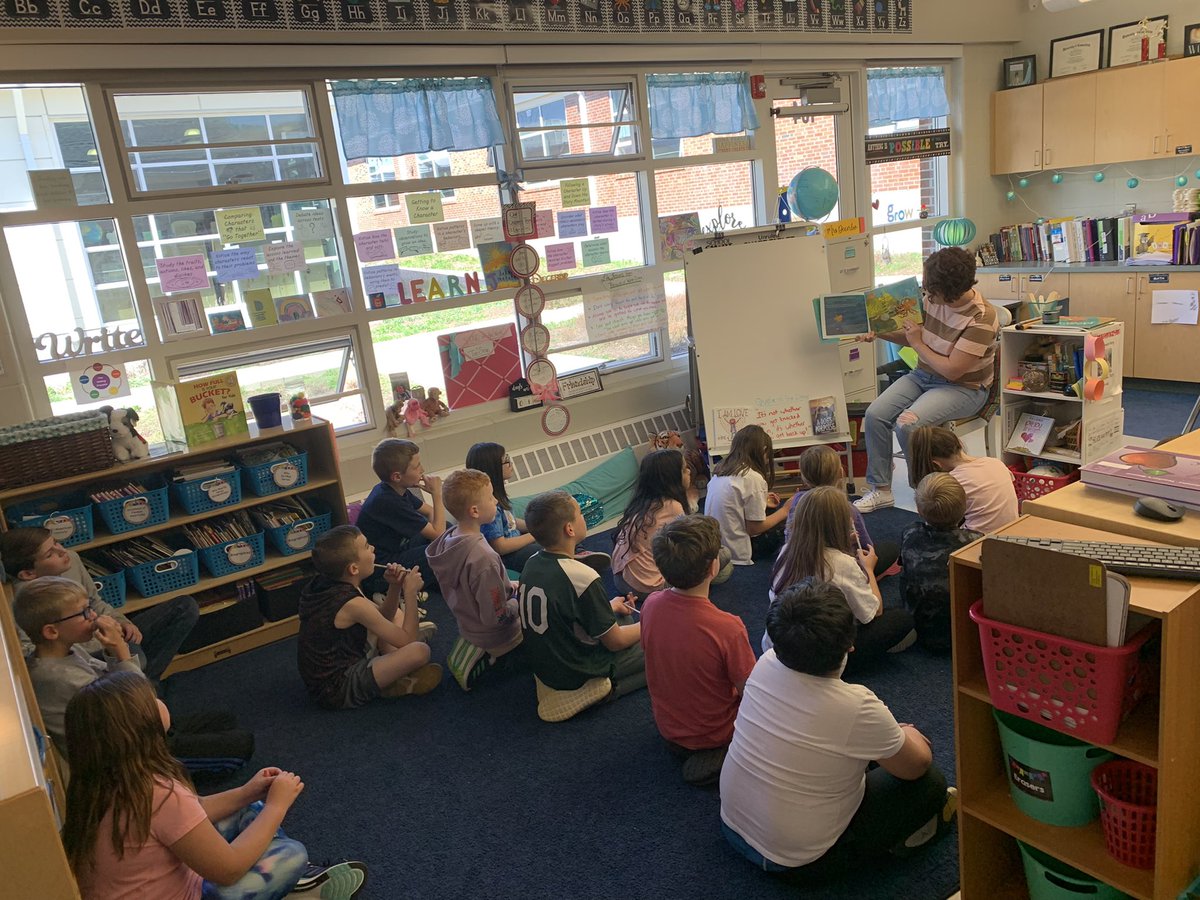 MrsDecerbo3rd tweet media