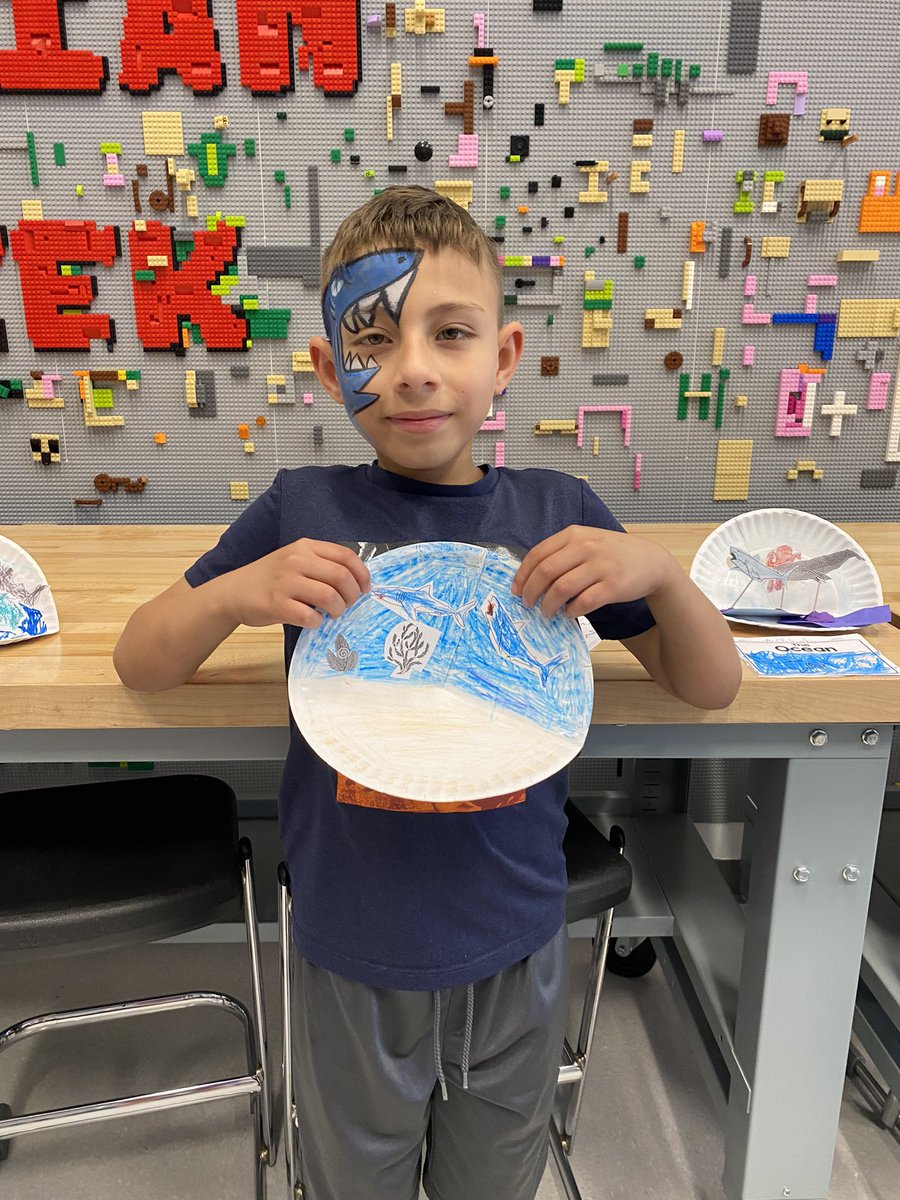MrsJessCosman's tweet photo. First grade had so much fun today! Animal face painting to match our animal habitat displays! #IC2122 #onlyatIC #ICallthetime https://t.co/d4z02V01EP