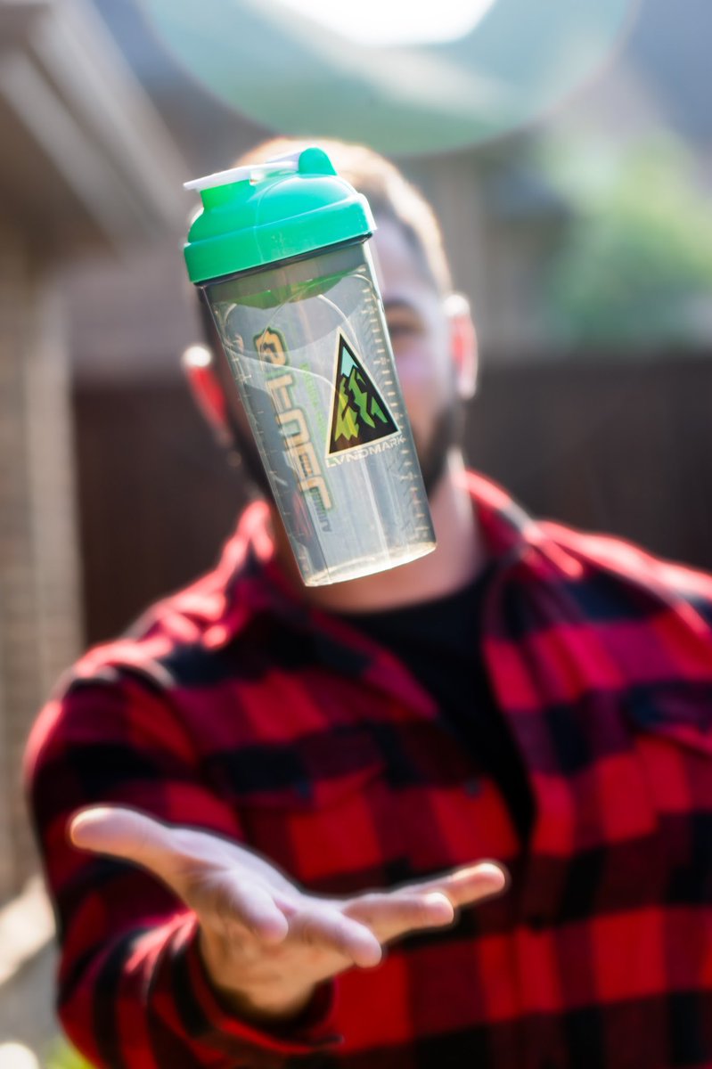 LVNDMARK_tv's tweet photo. LVNDMARK x @GFuelEnergy shaker launches TOMORROW at 12PM ET! https://t.co/ih6nJlH3yx