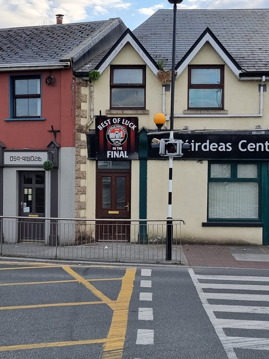 parkvilleunited's tweet photo. 📢📢 PREMIER CUP FINAL📢📢

Great to see the support in the town for the lads as they take on New Oak Boys in the premier Cup final this Sunday 

Kick off at 11am 

All support greatly appreciated

Bring it home lads!!!

#COYP! 🖤❤ #afootballingfamily #carlowsoccer https://t.co/czYnMmMVHf