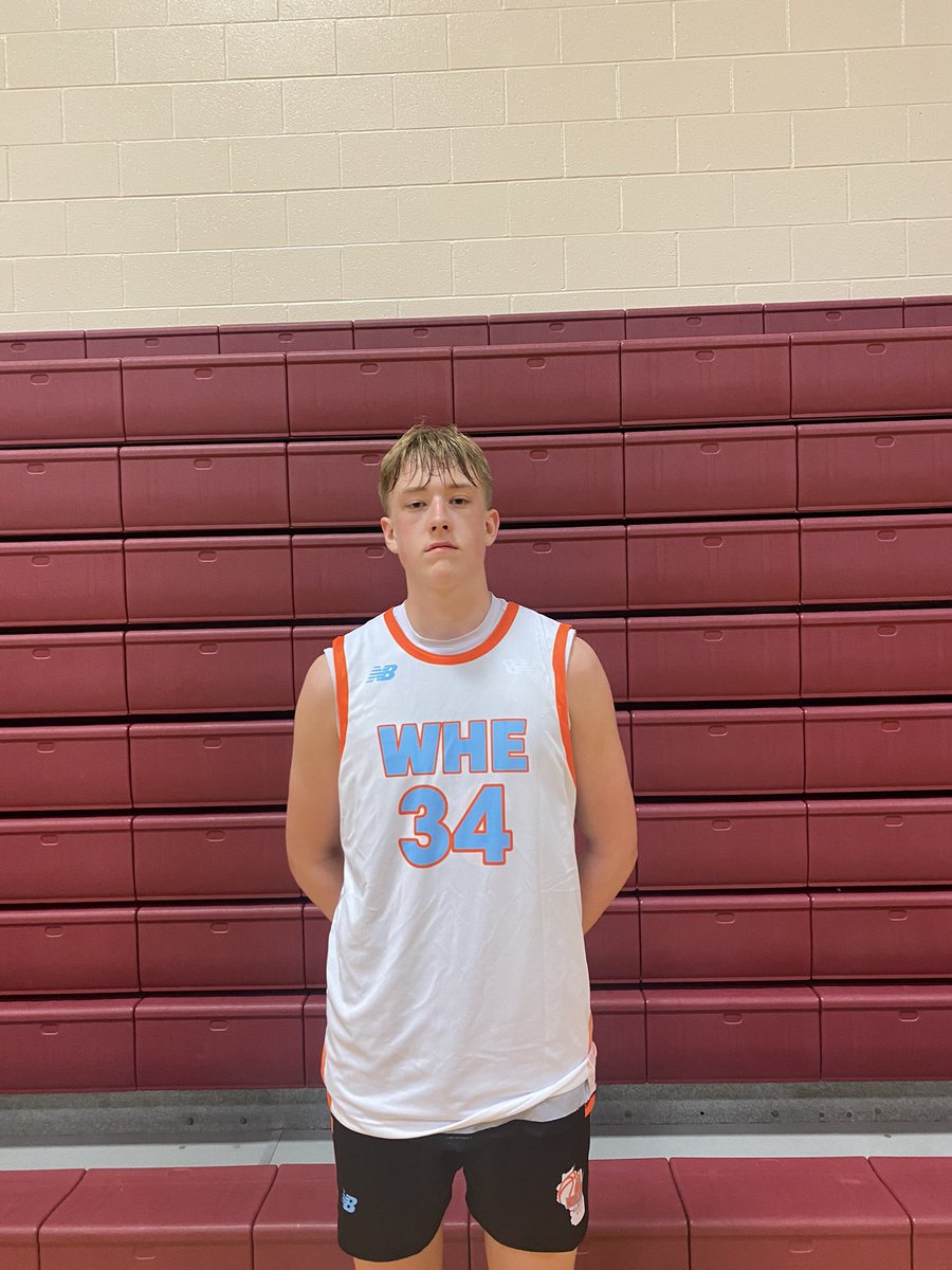 D_Walljasper's tweet photo. Here’s Liam Lubkeman of @WHELITEWI. He controlled the paint all game, blocking everything in site. Offensively, he has great touch and footwork around the rim and can shoot the mid-range. @PHCircuit #PHMidwestShowdown https://t.co/nzZxVSsBue