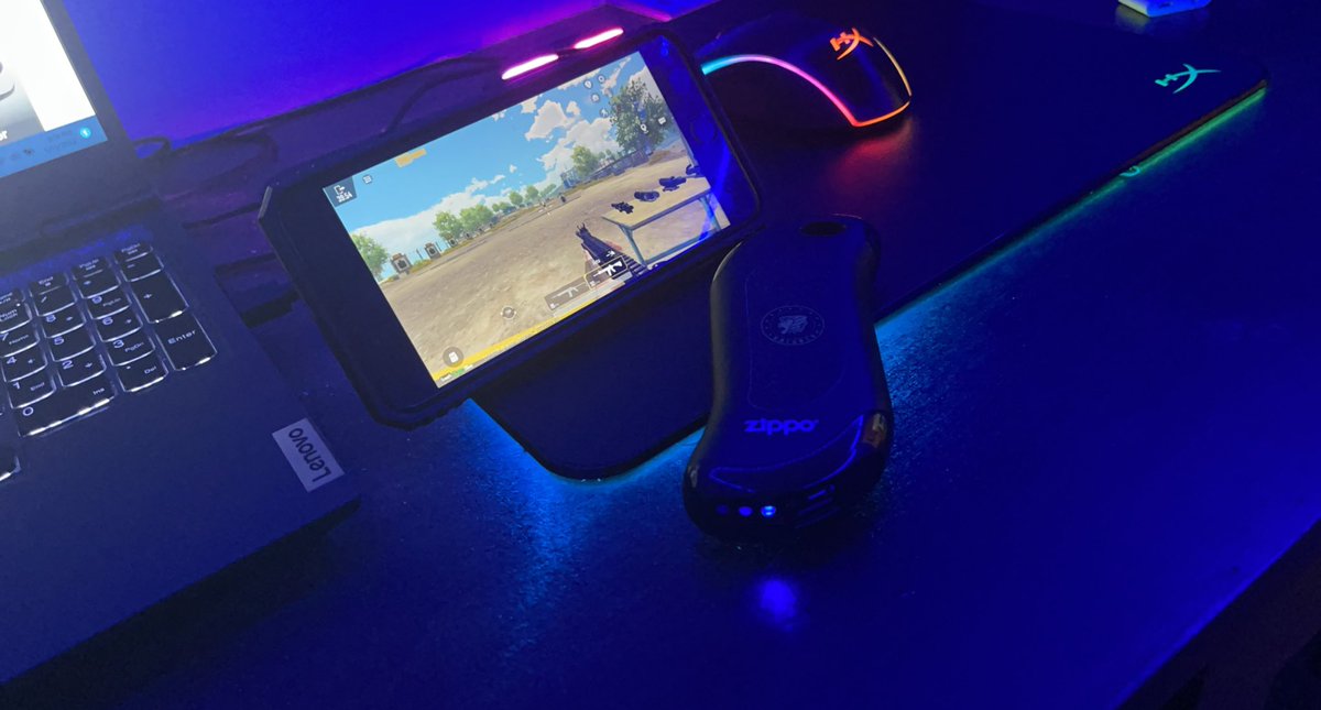 Got my <a href="/Zippo/">Zippo</a> HeatBank Handwarmer🥵 now I don’t got to have freezing hands while playing let’s goo! Thank you <a href="/KnightsGG/">KNIGHTS</a> &amp; <a href="/Zippo/">Zippo</a> 🫶 #GameWithConfidence