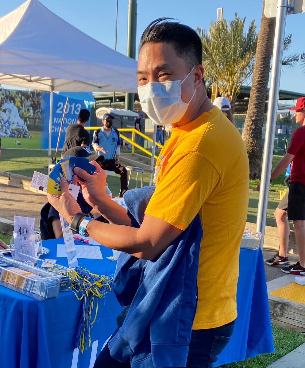 UCLA_Alumni's tweet photo. We have all the stickers you want @PediatricDDS ’06, at today’s #UCLA Alumni Bruin Bash. Enjoy! 
#GoBruins #AlumniDen https://t.co/Z0lcVyF0Dj