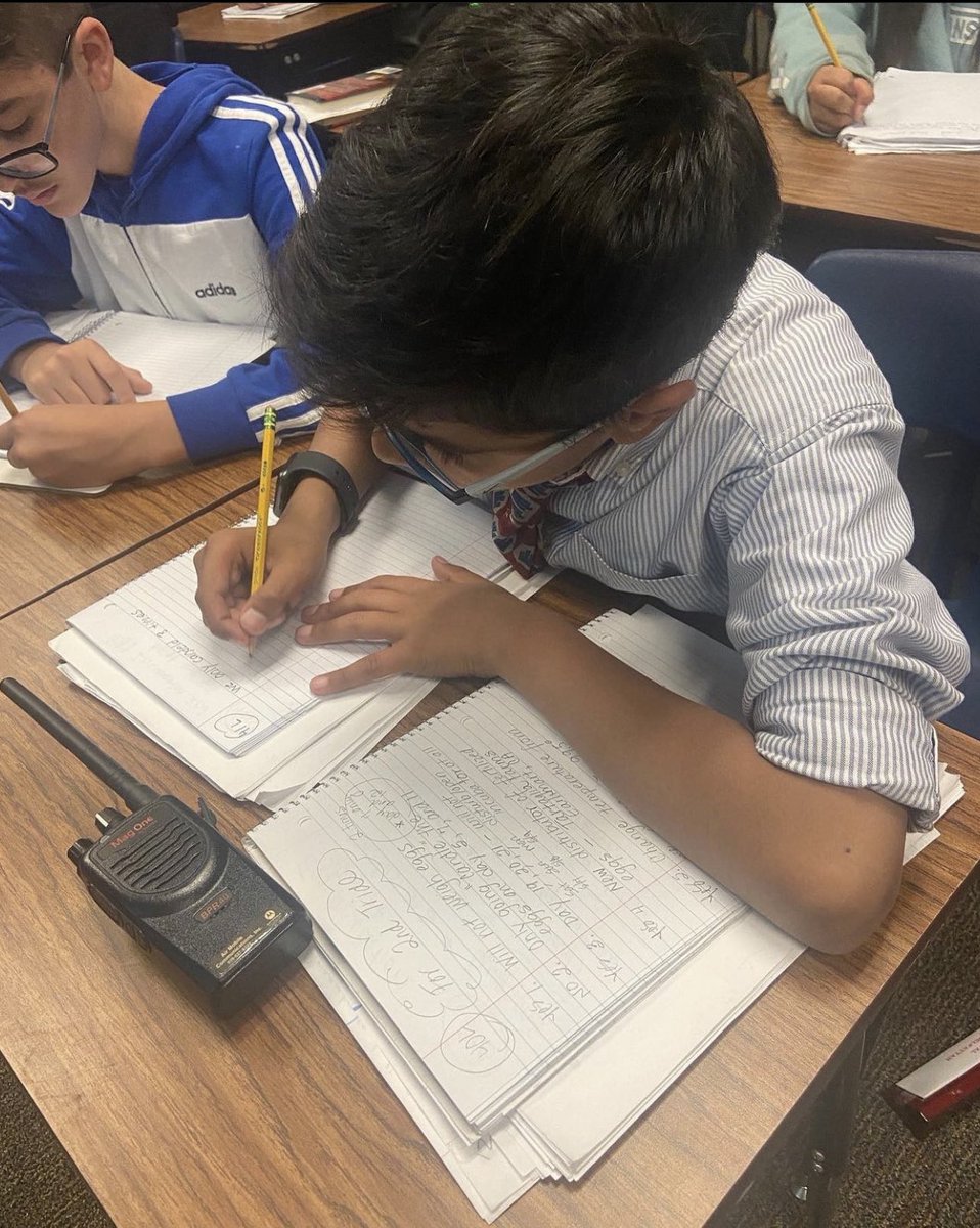 APBishop89's tweet photo. “Principal for the Day” Adam Abdelfattah did a fantastic job leading Linwood today! @KirkShrum the future is bright! #VisaliaUSD #Linwoodleads https://t.co/f7yieL13UD