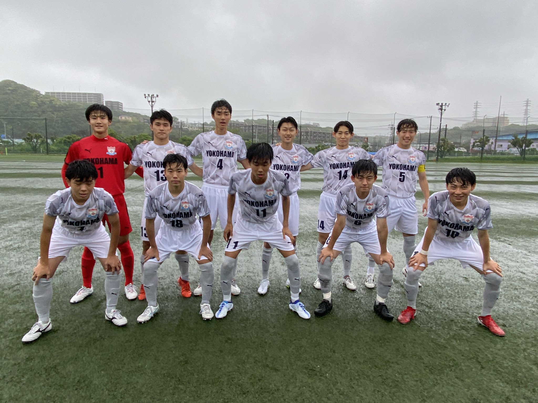 横浜高校 サッカー部 公式 インターハイ予選 神奈川県予選4回戦 横浜 Vs 湘南学院 前半 0 0 後半 1 1 延長 0 0 Pk4 5 横浜 湘南 応援ありがとうございました T Co Zzotbuwfhy Twitter