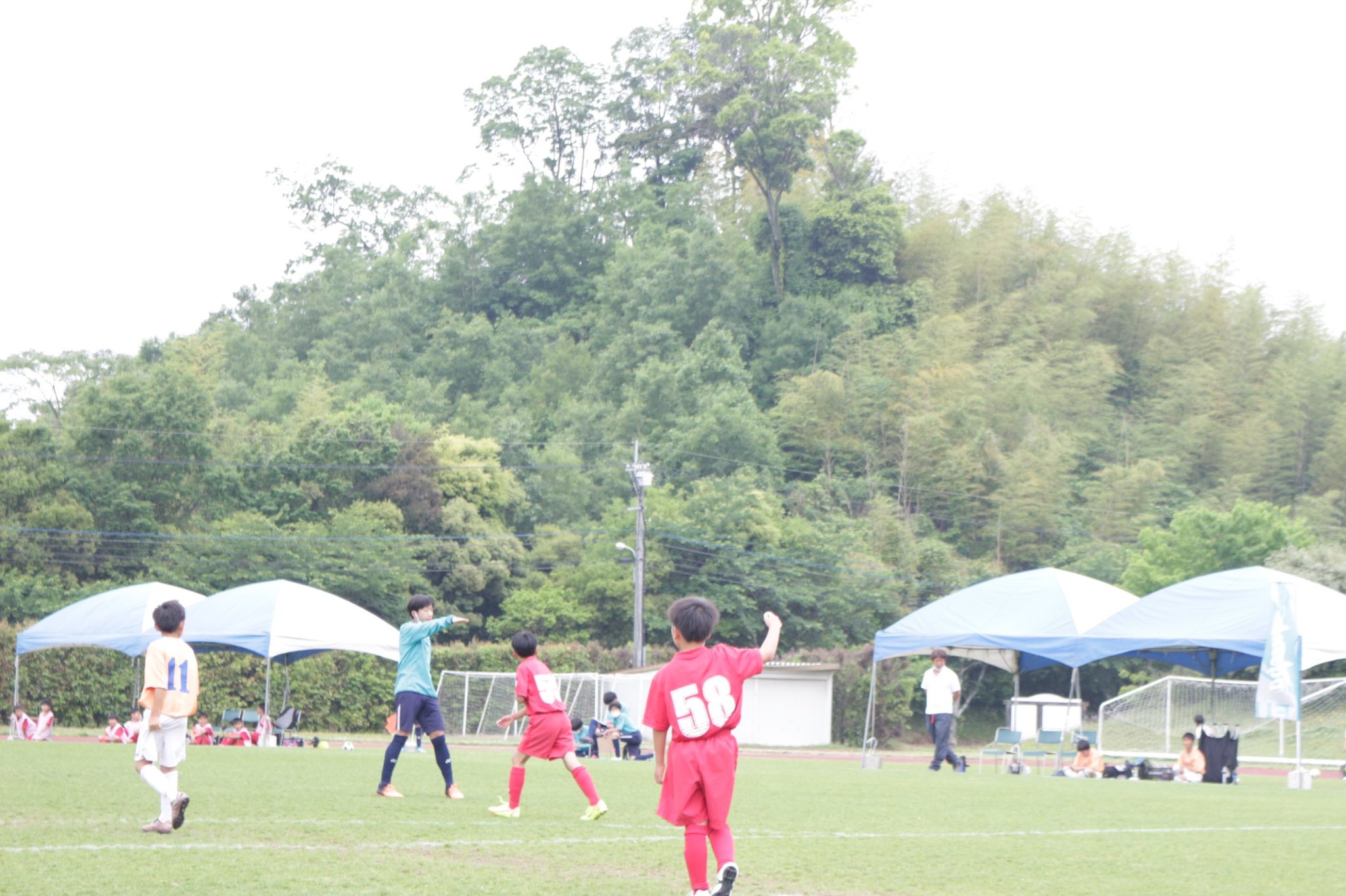 アビスパ福岡サッカースクール 5 14 U 10大会情報 22第6回アビスパ福岡アカデミーカップu 10大会 予選大会1日目 今大会の審判は アカデミー選手が行います みんな緊張気味ですが 堂々のレフェリングです アビスパカップ T Co アビスパ福岡サッカースクール 5 14 U 10大会情報 22第6回アビスパ福岡アカデミーカップu 10大会 予選大会1日目 今大会の審判は アカデミー選手が行います みんな緊張気味ですが 堂々のレフェリングです アビスパカップ T Co