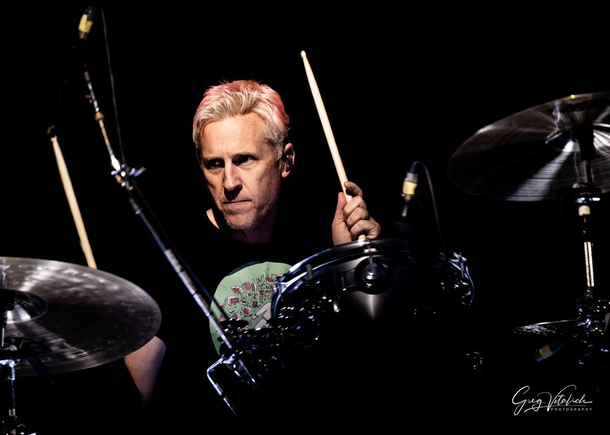 Gregsolidrock's tweet photo. @theoffspring grand opening night of tour 4.26.22 San Diego! https://t.co/XevoXLtSte