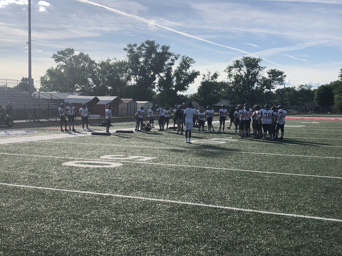 SportsTaylor's tweet photo. Let’s gooo! Meet the Cards night. WE LOVE FOOTBALL!!! #TCPride #TCFootball🏈 https://t.co/2urW5VT4Ia