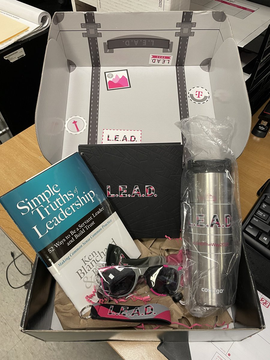 Extremely excited to have been selected as a LEAD mentor! S/o to my great leaders for the support… Let the journey begin!! 🎉💪🏼 <a href="/cannlee17/">Christy Lee</a> <a href="/emilynellf/">Emily Fyne</a> <a href="/ItaiMenahem/">Itai Menahem</a>