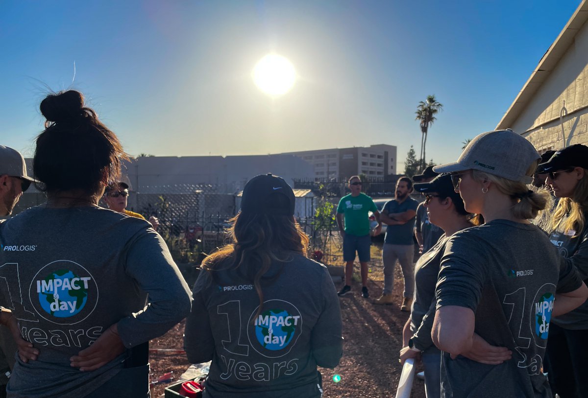 Suzanne Fallender tweet media