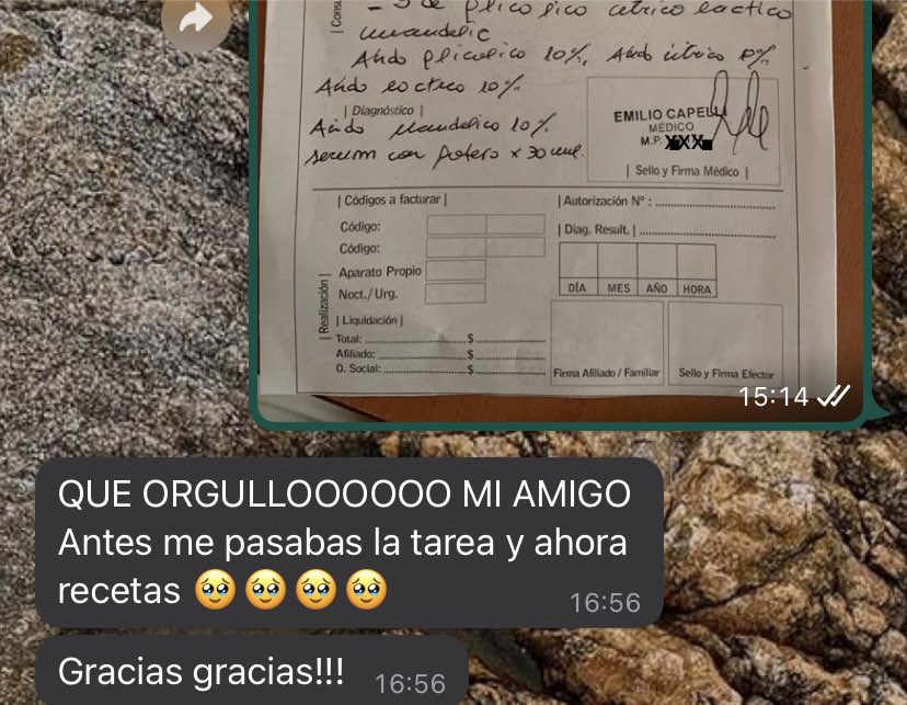emicape's tweet photo. Mi amiga menos orgullosa https://t.co/zhfY0TcjlA