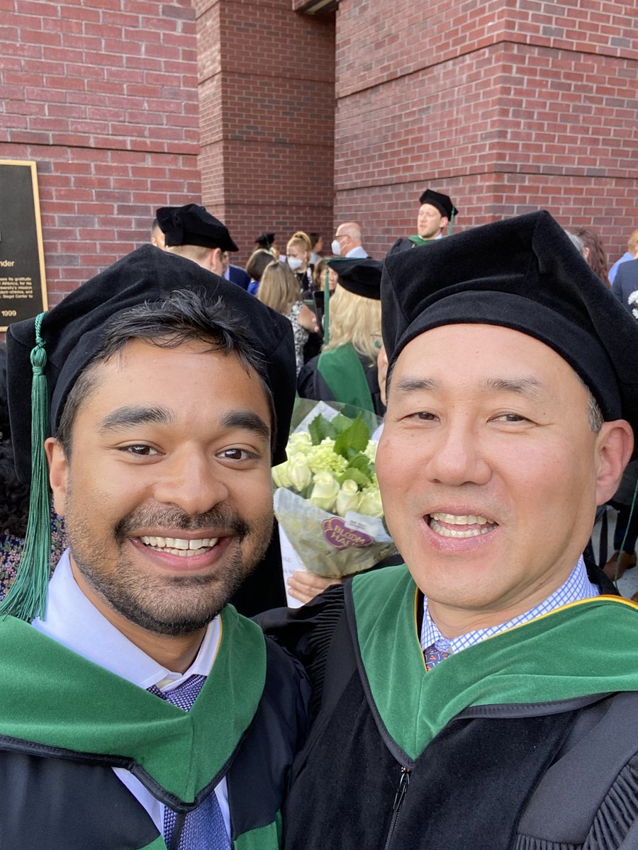 chorphm's tweet photo. More happy faces #VCUSOM graduation #Classof2022 #Doctors https://t.co/ZyWmacIva0