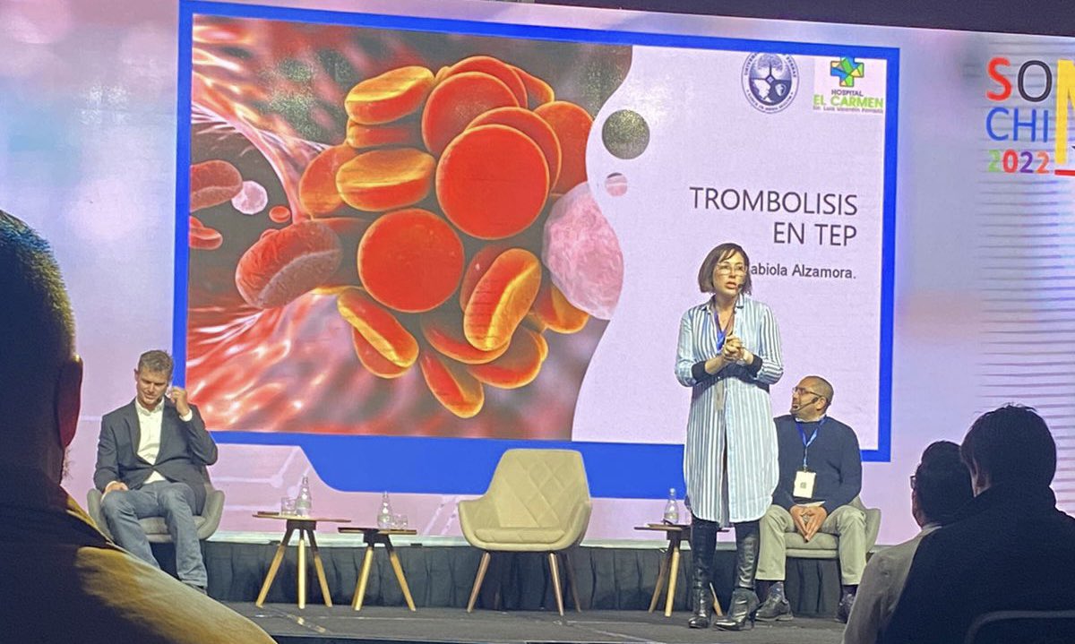 sochimu's tweet photo. #congresosochimu2022 @fabiolalzamora Trombolisis en TEP 👏🏻 https://t.co/zcwMF5bRPL