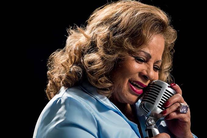 segundadadiva's tweet photo. 13 de maio, aniversário da grande #AngelaMaria (1929-2018) ♥⭐🌹#Diva #SegundaDaDiva #DivaBrasileira #RainhaDoRádio https://t.co/JjGHLMRYeZ