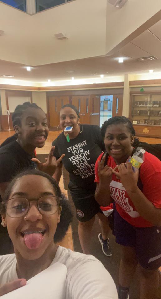 These youngins put up some SHOTS lots of shots! Most folks see athletes, we see young ladies maturing! #WGNFAMILY #WeGotNext 
#SpringfieldBornANDraised