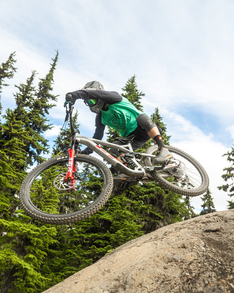 We hate to break it to you but there’s less than a week until the Bike Park opens. Here's your friendly reminder to print your pass this week, so you can head straight to Fitz on Opening Day. Guest Services is open daily from 9am-5pm. 📸 : Christie Fitzpatrick