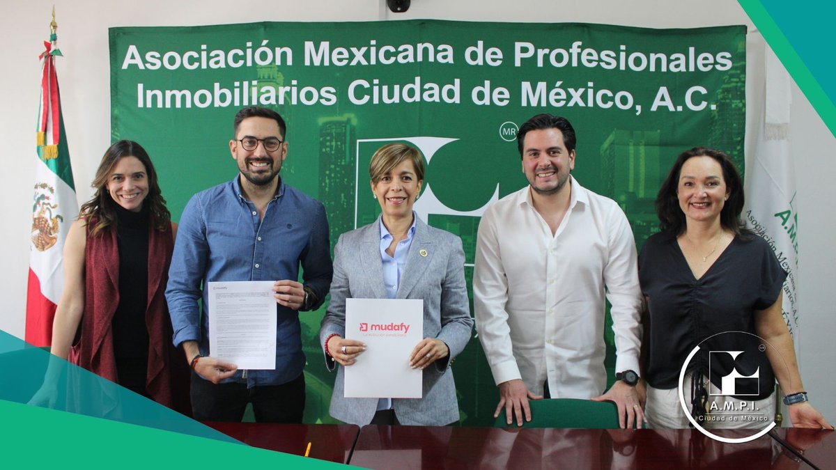 ampicdmx's tweet photo. #AMPIcdmx firma acuerdo de colaboración con @mudafy_mx con la intención de beneficiar a nuestros Asociados en temas de comercialización, capacitación y tecnología 🤝 https://t.co/0zIF7E0gvo