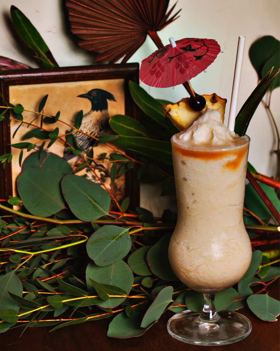 The only kind of umbrellas we want to see this weekend. 
Paper parasols &amp; piña coladas in #ChinatownYVR.