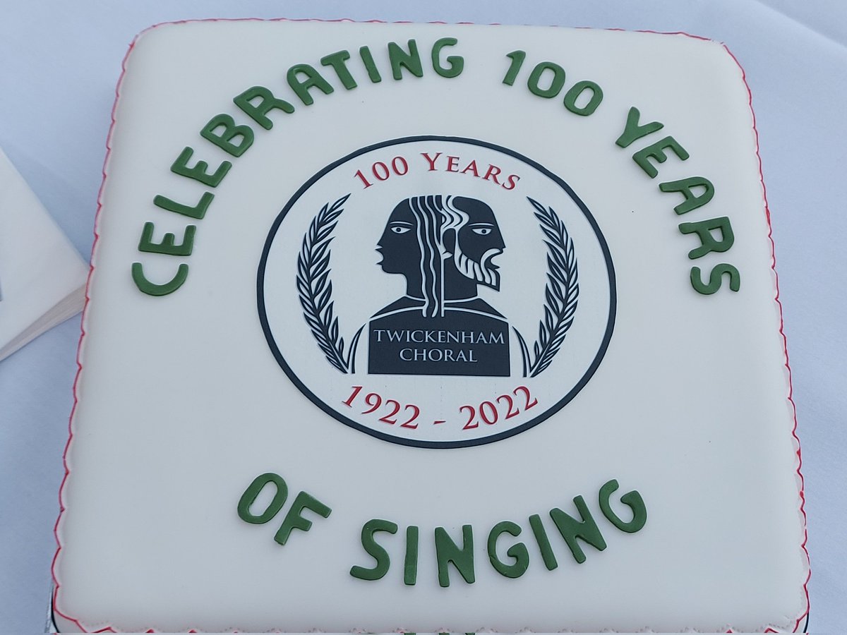 Wonderful evening celebrating <a href="/twickchoral/">Twickenham Choral</a> centenary at @StMarysTwick this evening. Some stunning singing, a brand new piece by <a href="/RoxannaPanufnik/">Roxanna Panufnik</a> showcased, and many conductors celebrated. Lovely meeting so many members over drinks afterwards 😊