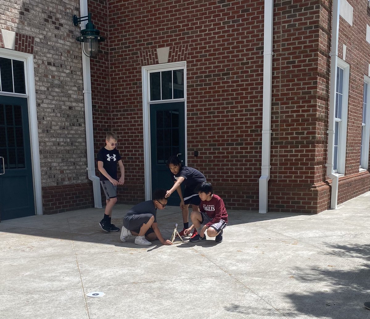Catapults with 5th Grade <a href="/nais/">Anais Gragueb — 🏳️‍🌈 🇫🇷 🇺🇸</a>