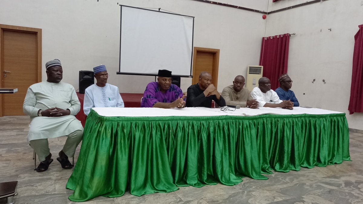 Oseloka H. Obaze (OHO) tweet media