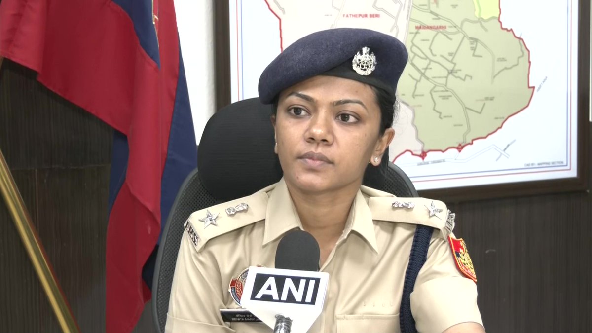 ANI's tweet photo. Delhi | We've arrested one Farhan Khan who used to create fake profiles on a matrimonial website&amp;cheat young women.He had taken around Rs 13-15 lakhs from a woman&amp;different amounts from others.We've identified around 36 women who have been duped by him: BM Jaikar,DCP South (13.5) https://t.co/63YI1WkVPI