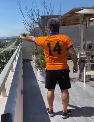 pepexwell's tweet photo. vamos sin miedo...
Laporta nos señala el camino a la 14
😅😅😅😅😅
Lets goooo!!!!
#RoadTo14 #HalaMadridYNadaMas https://t.co/xQHLpPRcXq