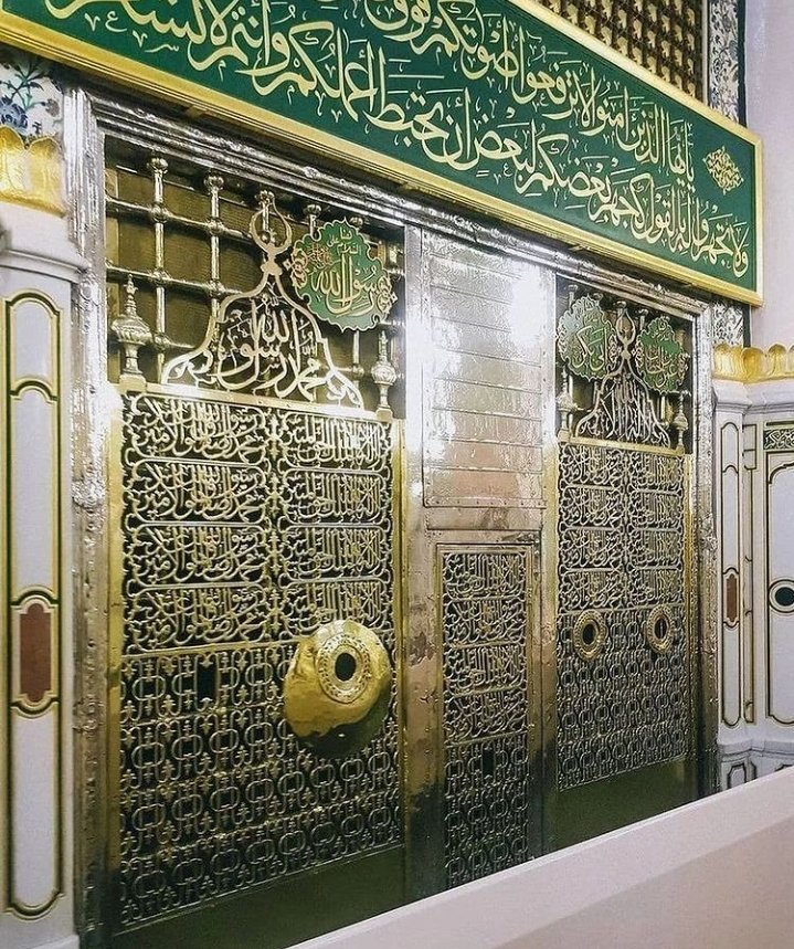 RasoolQasmi's tweet photo. اقصیٰ دے وچ آقا ﷺ میرے پڑھ کے نماز پچھے تیرے
نبیاں نوں وی کہنا پیا تیرے ﷺ جیہا کوئی نہیں
علی نبینا و علیہ الصلاۃ والسلام
#RedZone_295C
#قادیانی_کافرہیں_ختم_نبوت_زنداباد https://t.co/Ixdz0cB9eN