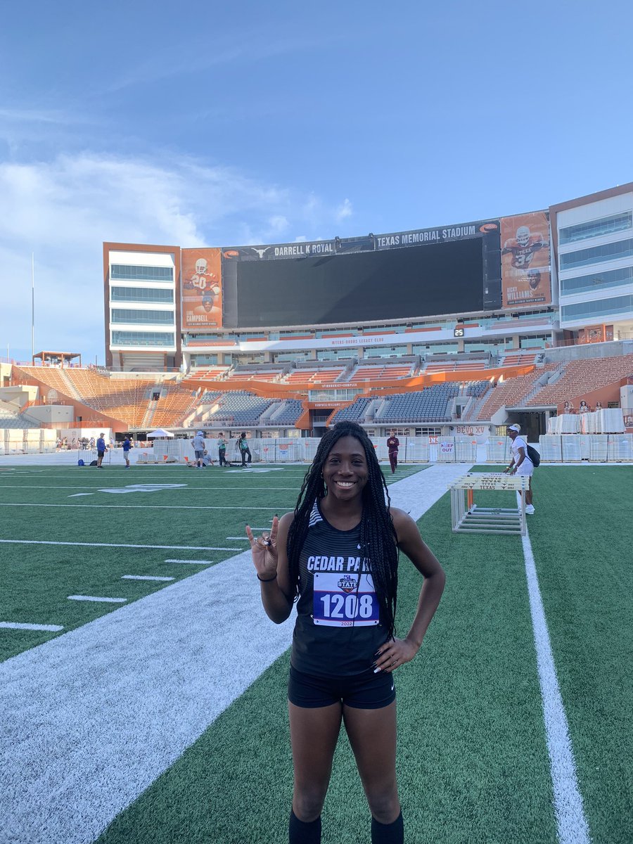 Amani Graham with a monster PR of 14.39 in 100 hurdles. 6th place finish for a State place!!