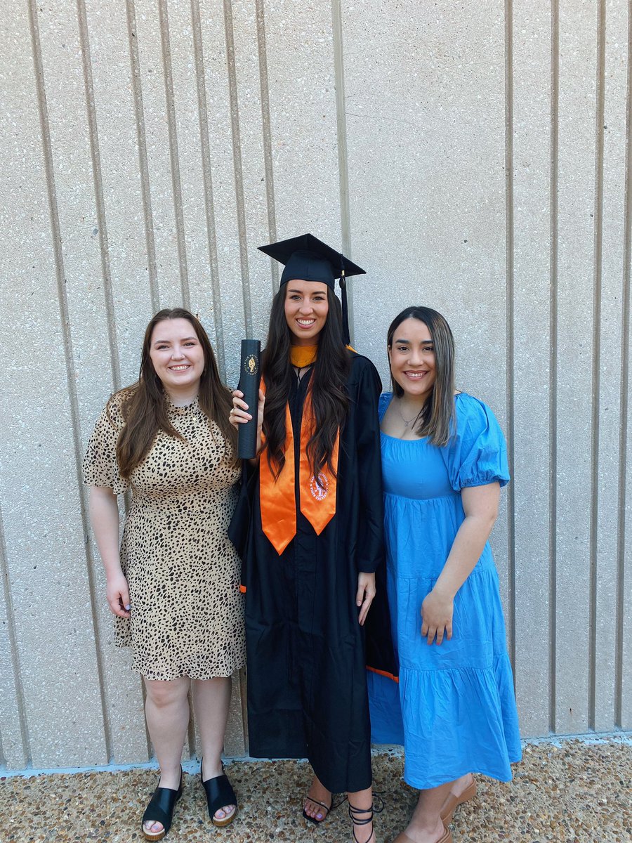 Anne C. Wingert tweet media