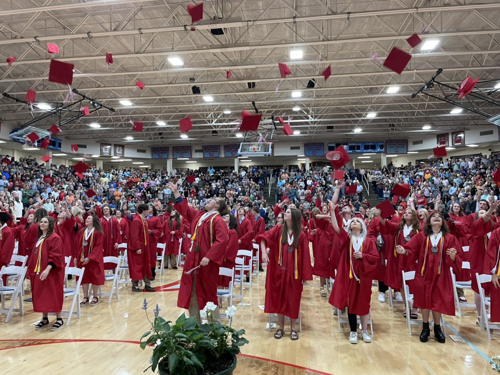 Congrats to the <a href="/gchspioneers/">GCHS</a> Class of 2022!