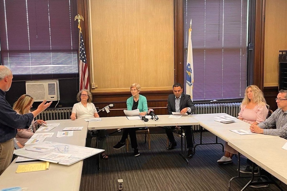 Senator Warren during her visit to Holyoke, Massachusetts.