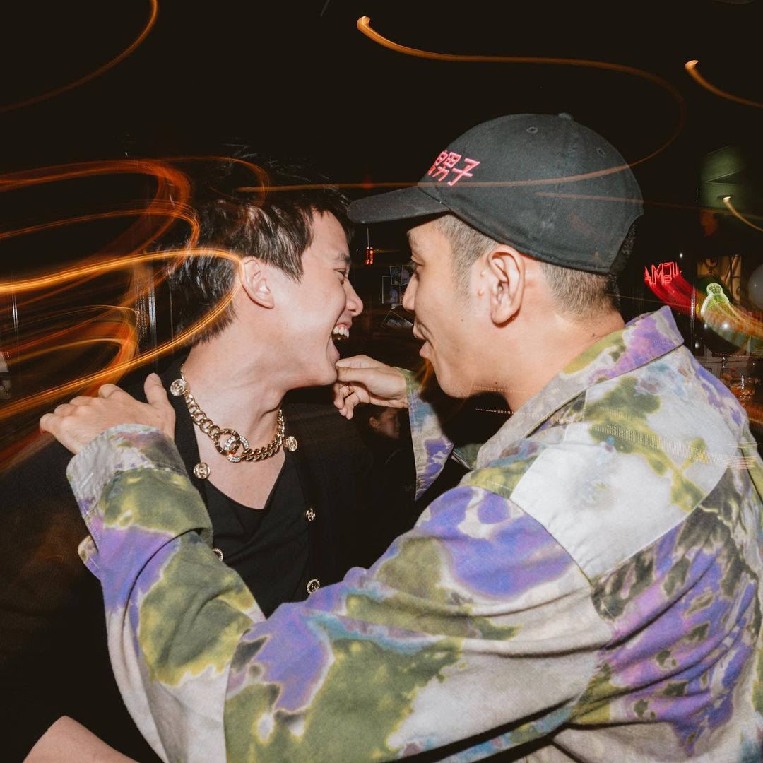 jamyjamessbr's tweet image. 🐣 jamyjamess
13.05.22

"Até lá🔥🔥"

(O Twopee e o Southside estarão  o Cinema Club no dia 18)
#JamyJamess #CinemaClubBKK