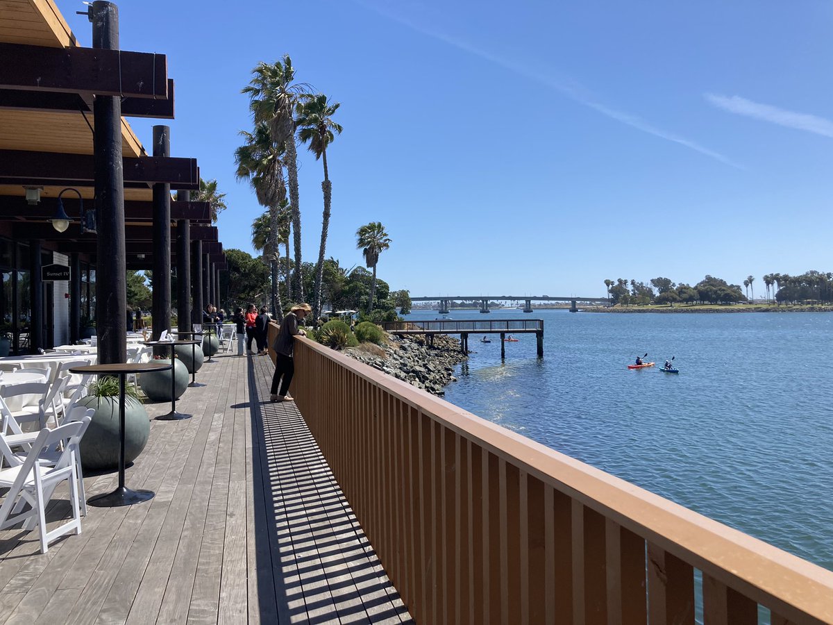 Naomi_CGC's tweet photo. Big THANK YOU to all the #SCGC22 board of directors, conference organizers, and speakers! 👏 What a beautiful location and a well-executed conference ☀️ @SocalGCs https://t.co/hA0wHOM03x