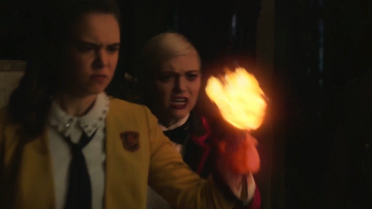 thinkinghizzie's tweet photo. hope’s protector from day one. #SaveLegacies #renewlegacies https://t.co/1Y6FKW5XeD