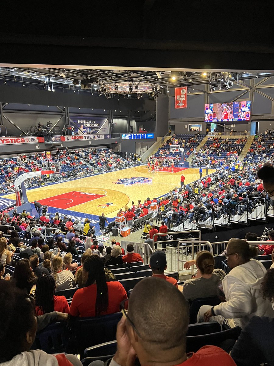 CollegiateDirections tweet media