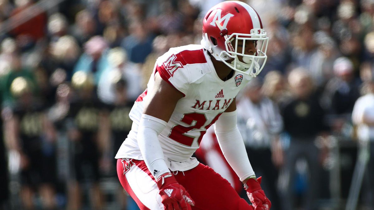 DajwonDeloach's tweet photo. After a talk with @Coach_JoeBowen/@CoachRonBurton I am blessed to receive my 10th ⭕️ffer from Miami University‼️
@JedMay_  @Coach_AO @damehova9 @RedHawksRecruit @BigFaceSportss @247recruiting @DC_Sports_706 @RivalsFriedman https://t.co/GvYlx7HZzS
