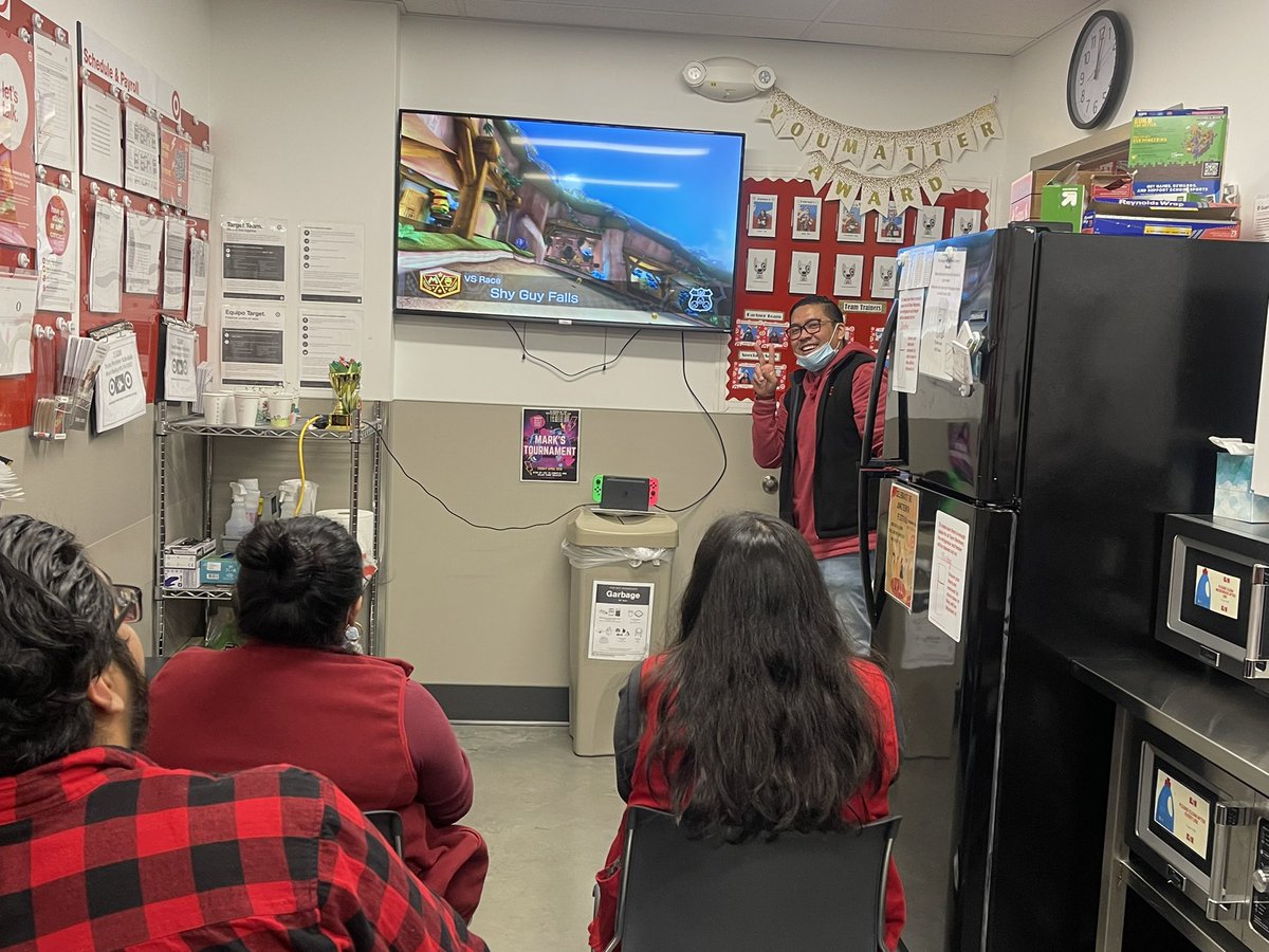 TGTmarky's tweet photo. Kicking off #Targetteam #JacksonHeights #T3280 leadership #recognition events with my very own #MarioKart 🚗 tournament!Recognizing our team for Top Small Format F&B sales in the district! Congratulations to these guys for winning! @JackieP_97 @MannyTGT28 https://t.co/kX5lO6EKhc