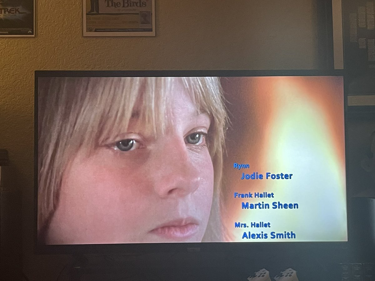 Her look at the end. Bravo ☕️🎉
#HappilyEverAfter #TheLastDriveIn