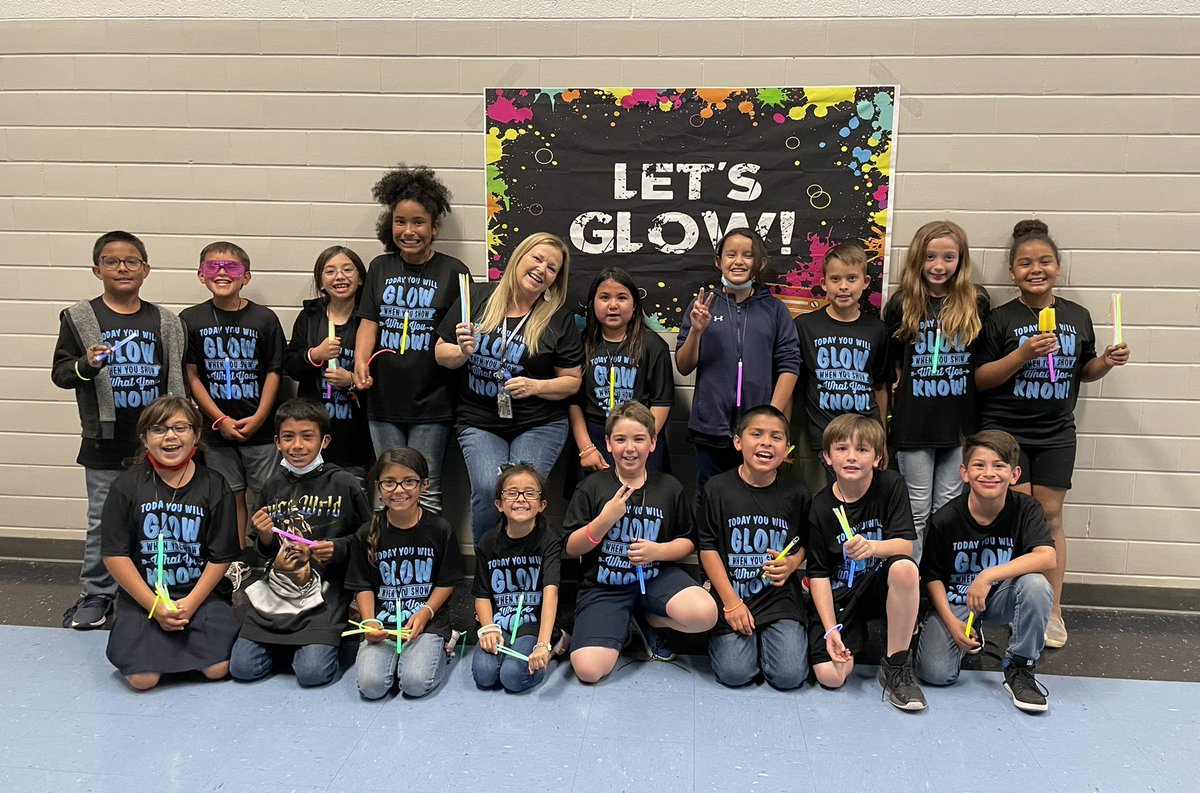 BurnetColts's tweet photo. Our “Glow Party” to celebrate our students’ efforts on STAAR was so much fun!! Our teachers and students have worked so hard and our entire school has shown so much growth this year!! “Today you will GLOW, when you show what you know”!! #RISEColtsRise #RISE2NewHeights #3rdGrade https://t.co/N26R9Fl4Ia