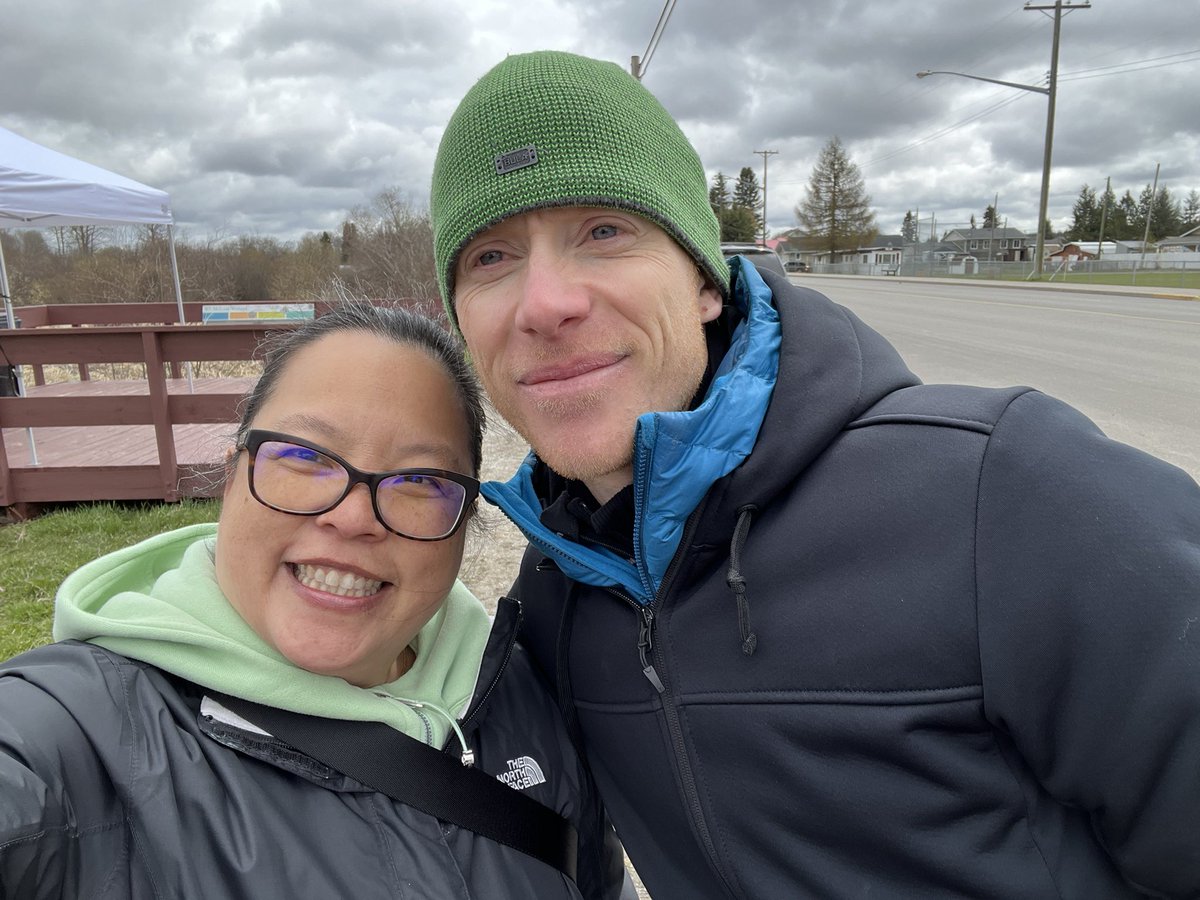 ChristineYH's tweet photo. I could not help myself. I just love being with people. CONNECTION. It was so wonderful to see some familiar faces. Colleagues, #unbced Alumni, and #UNBC students. #selfieaddiction #feelsgood #koh #SD91 https://t.co/zOtueSVU3f