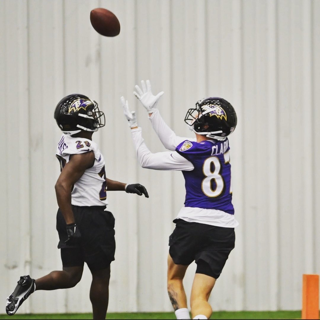 From Victorville CA, ZERO star in high Took the JUCO route. 2 hour commute each way just to make it to school. first year in juco had my baby boy. Worked my ass off to provide. Sacrificed not eating/ sleeping in the car just for gas money. Went D1 Never stopped, still running!